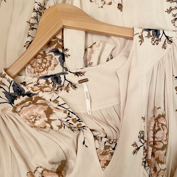 ✖️SOLD✖️Free People Blush Floral Maxi Dress Small - Picture 6 of 7